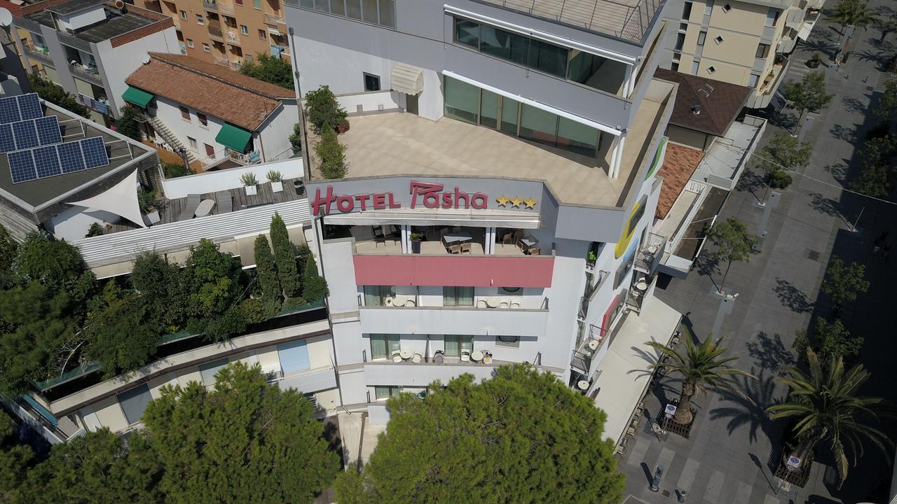 Hotel Pasha リニャーノ・サッビアドーロ エクステリア 写真